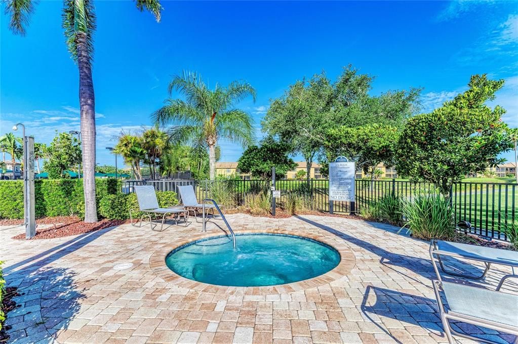 For Sale: $245,000 (2 beds, 2 baths, 1156 Square Feet)
