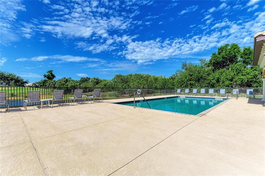 For Sale: $245,000 (2 beds, 2 baths, 1156 Square Feet)