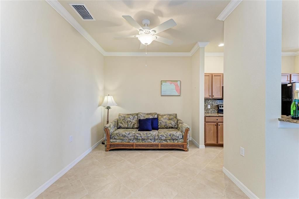 For Sale: $245,000 (2 beds, 2 baths, 1156 Square Feet)