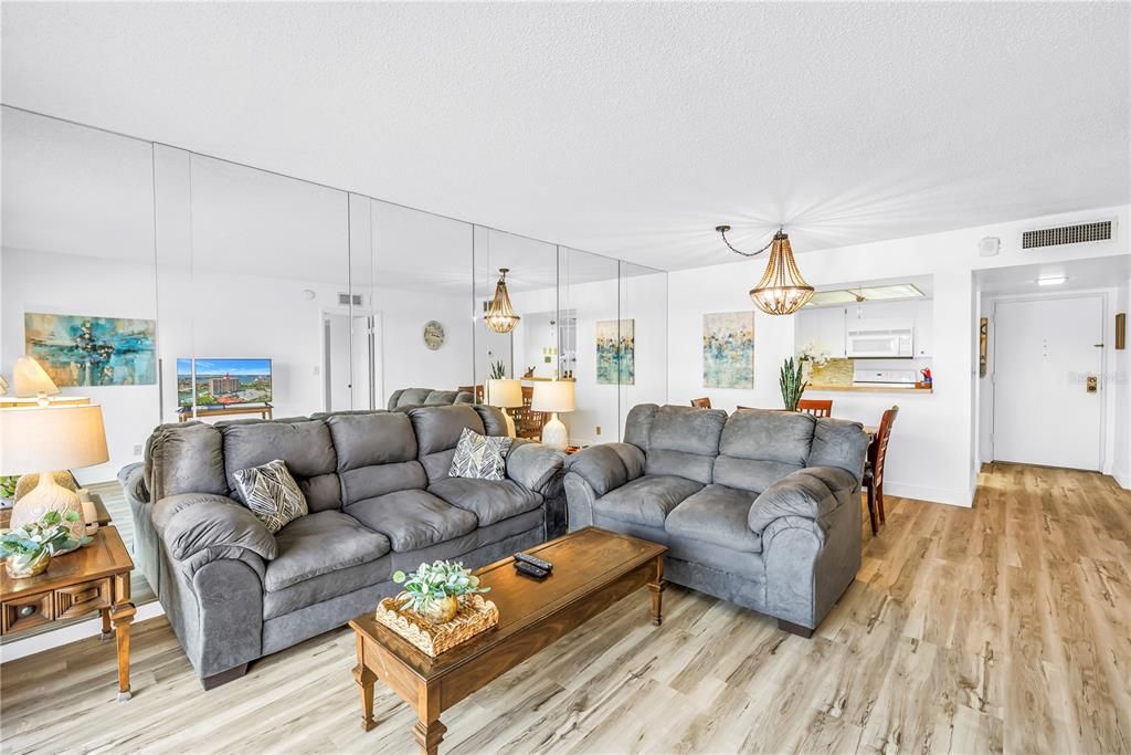 En Venta: $119,900 (1 camas, 1 baños, 745 Pies cuadrados)