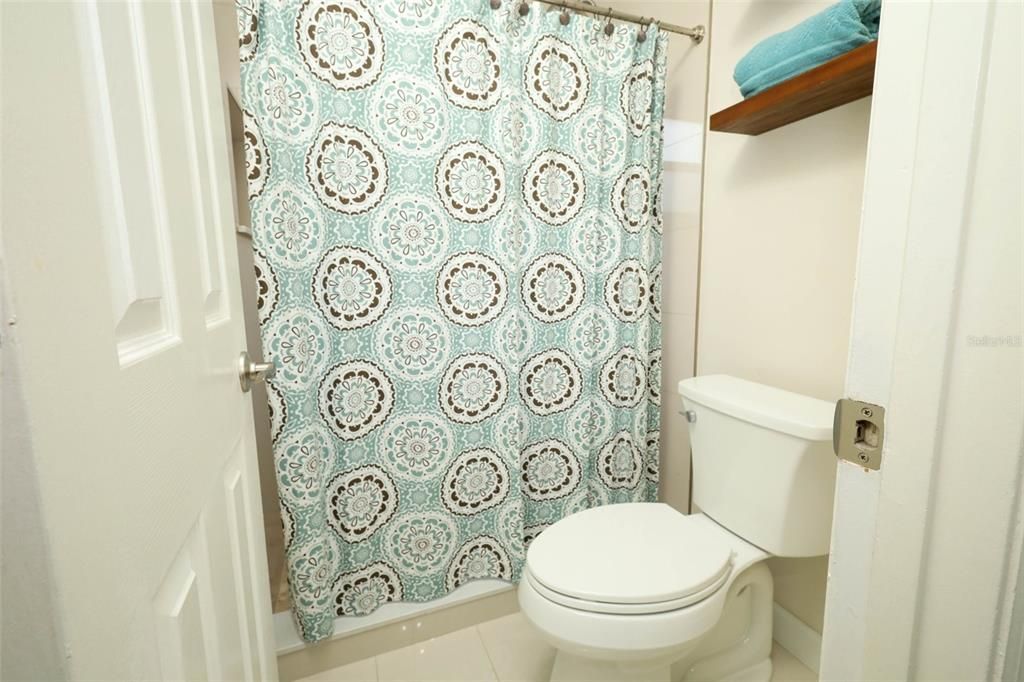 For Sale: $395,000 (3 beds, 2 baths, 1408 Square Feet)