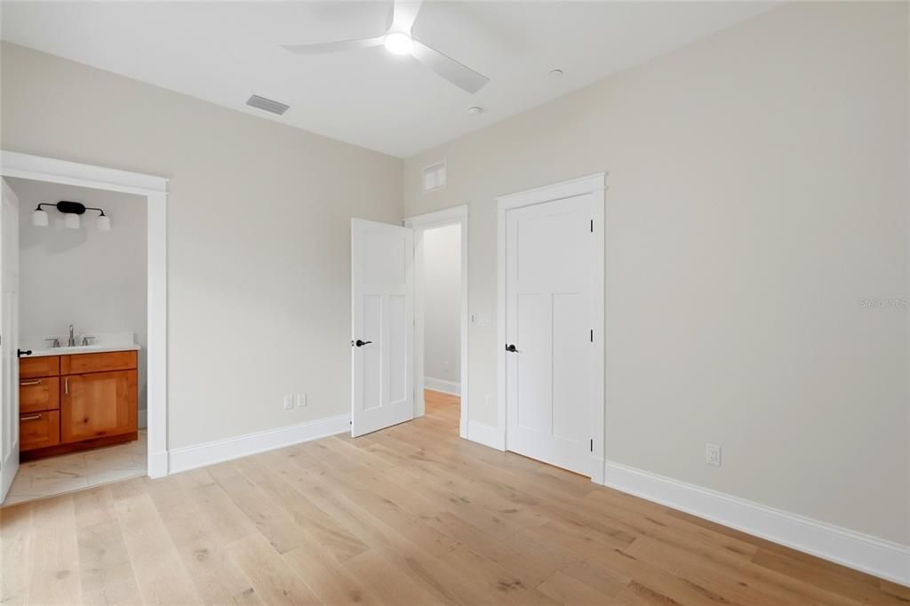 En Venta: $1,393,500 (3 camas, 0 baños, 2965 Pies cuadrados)