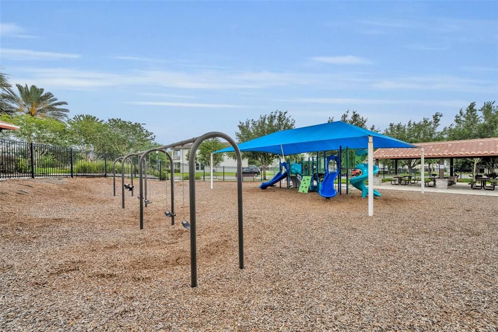 For Rent: $3,000 (4 beds, 2 baths, 1948 Square Feet)