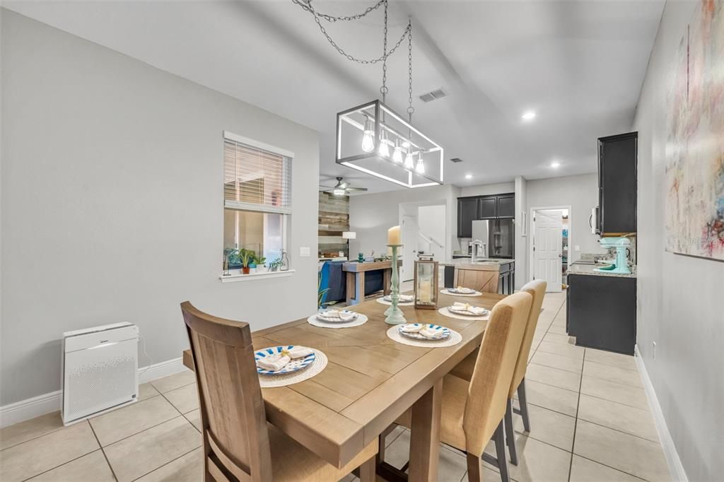 For Rent: $3,000 (4 beds, 2 baths, 1948 Square Feet)