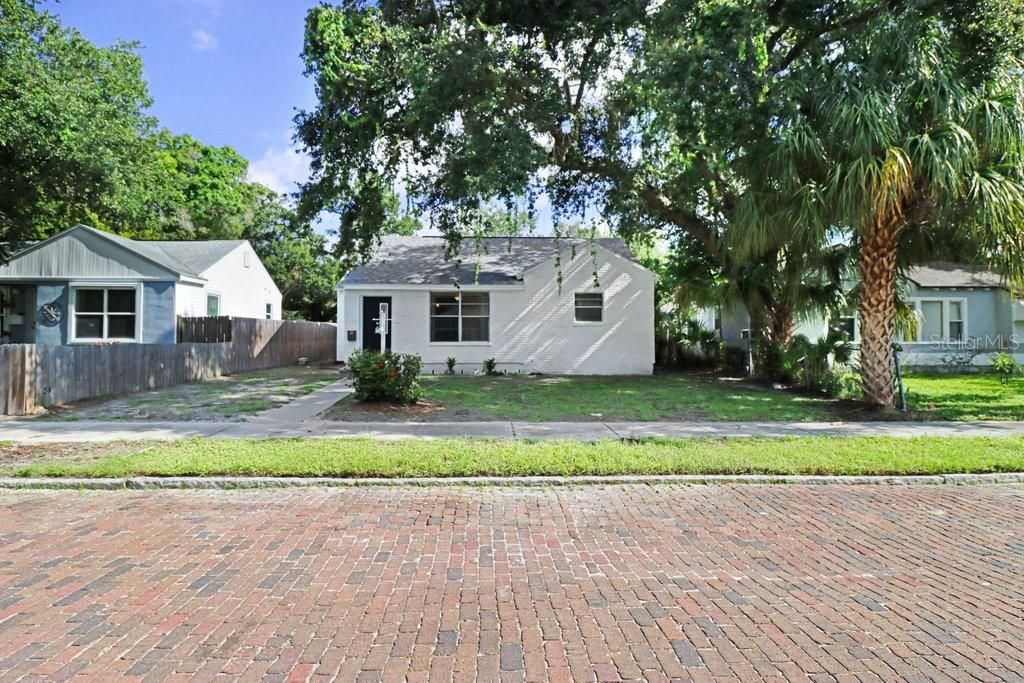 En Venta: $350,000 (3 camas, 2 baños, 1042 Pies cuadrados)