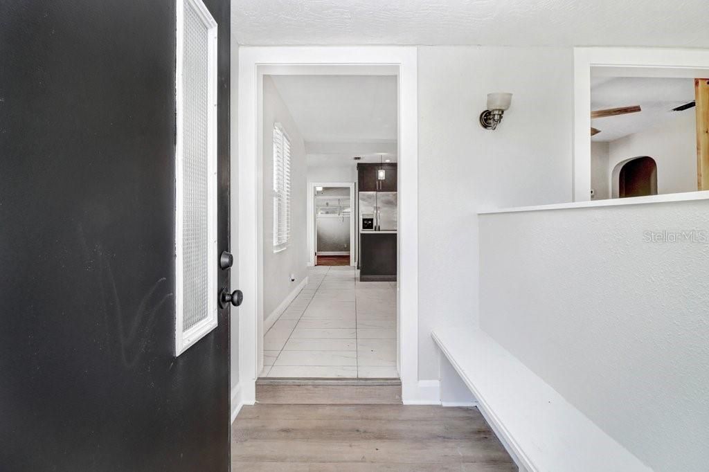 En Venta: $350,000 (3 camas, 2 baños, 1042 Pies cuadrados)