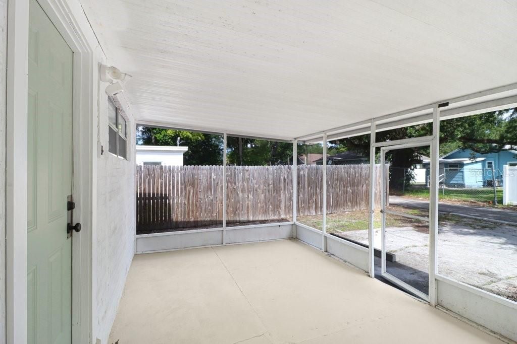 En Venta: $350,000 (3 camas, 2 baños, 1042 Pies cuadrados)