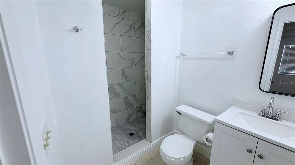 For Sale: $130,000 (2 beds, 2 baths, 915 Square Feet)