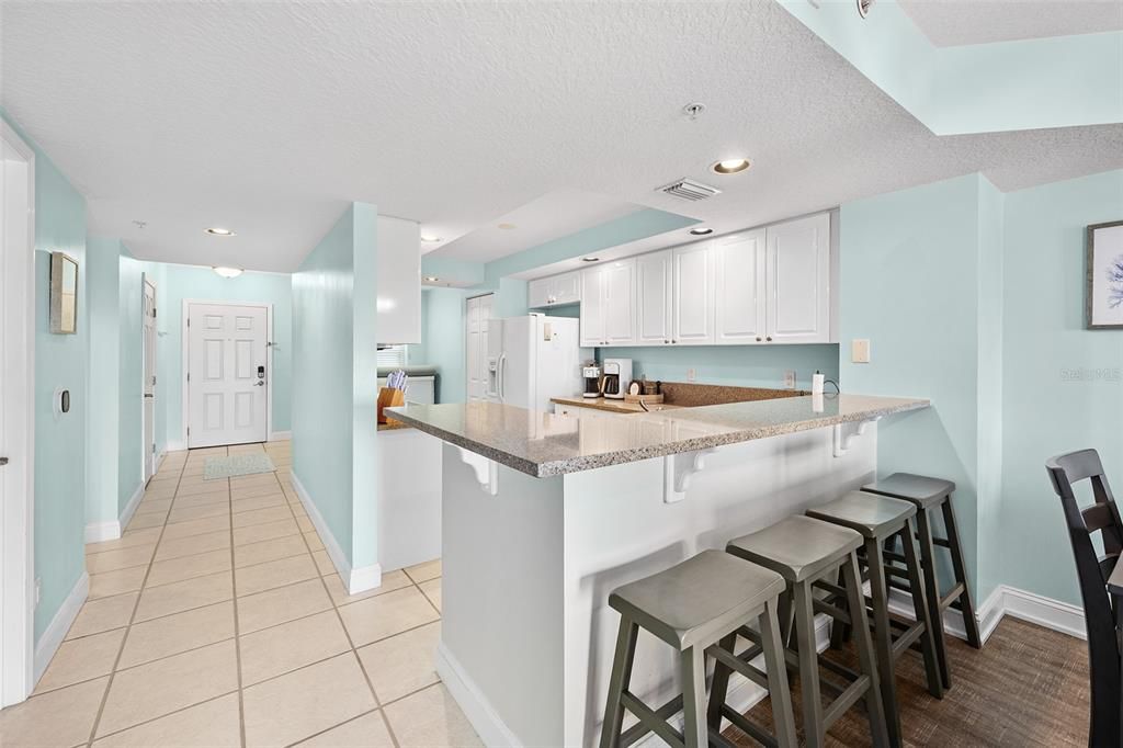 For Sale: $429,000 (2 beds, 2 baths, 1438 Square Feet)