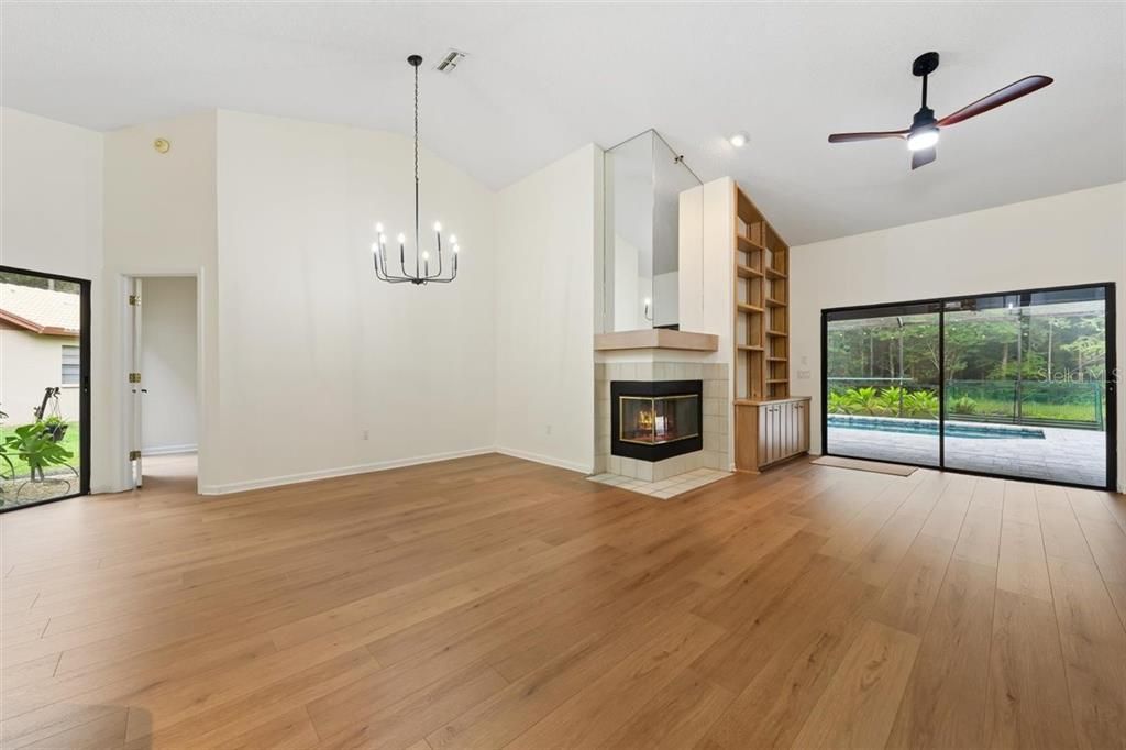 For Sale: $525,000 (3 beds, 2 baths, 1634 Square Feet)