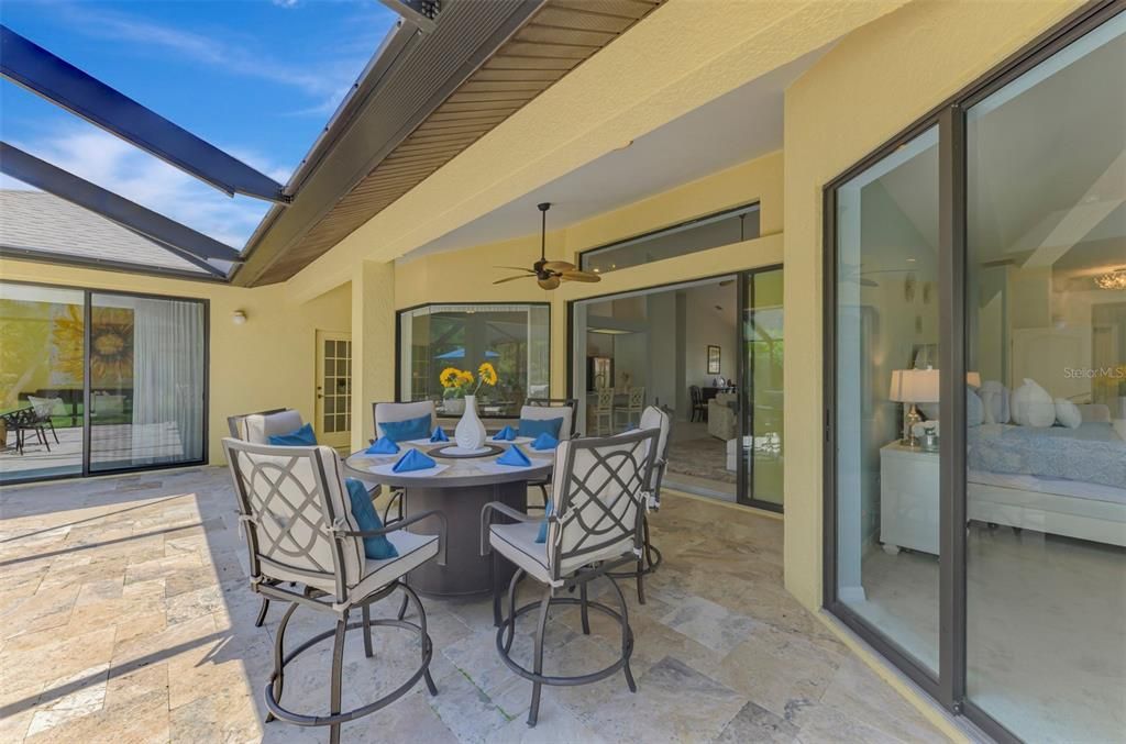 Activo con contrato: $450,000 (3 camas, 2 baños, 2040 Pies cuadrados)