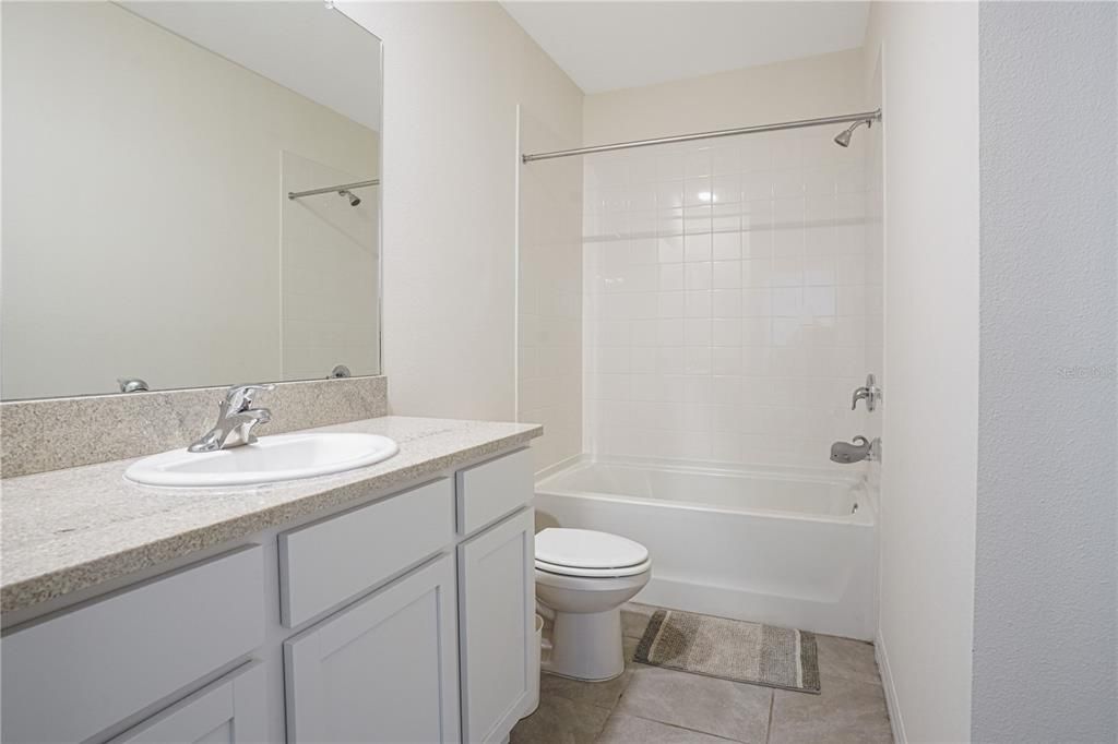 For Rent: $2,600 (3 beds, 2 baths, 1784 Square Feet)