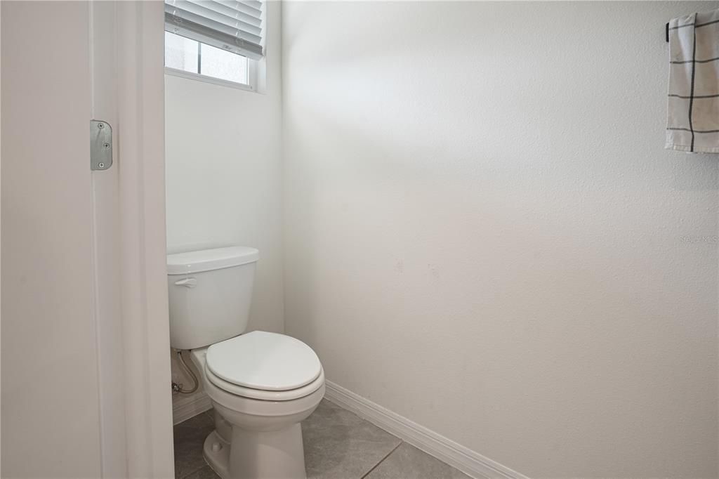 For Rent: $2,600 (3 beds, 2 baths, 1784 Square Feet)