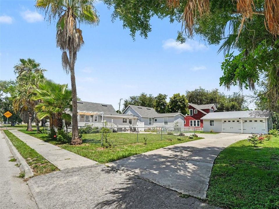 For Sale: $395,000 (3 beds, 2 baths, 1693 Square Feet)