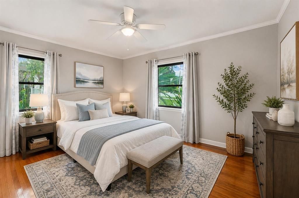 For Sale: $575,000 (2 beds, 2 baths, 1076 Square Feet)