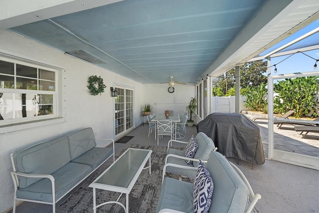 For Sale: $499,000 (3 beds, 2 baths, 1324 Square Feet)