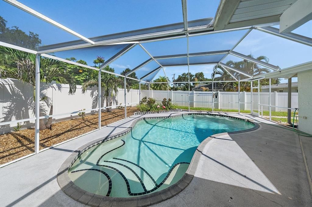 For Sale: $499,000 (3 beds, 2 baths, 1324 Square Feet)