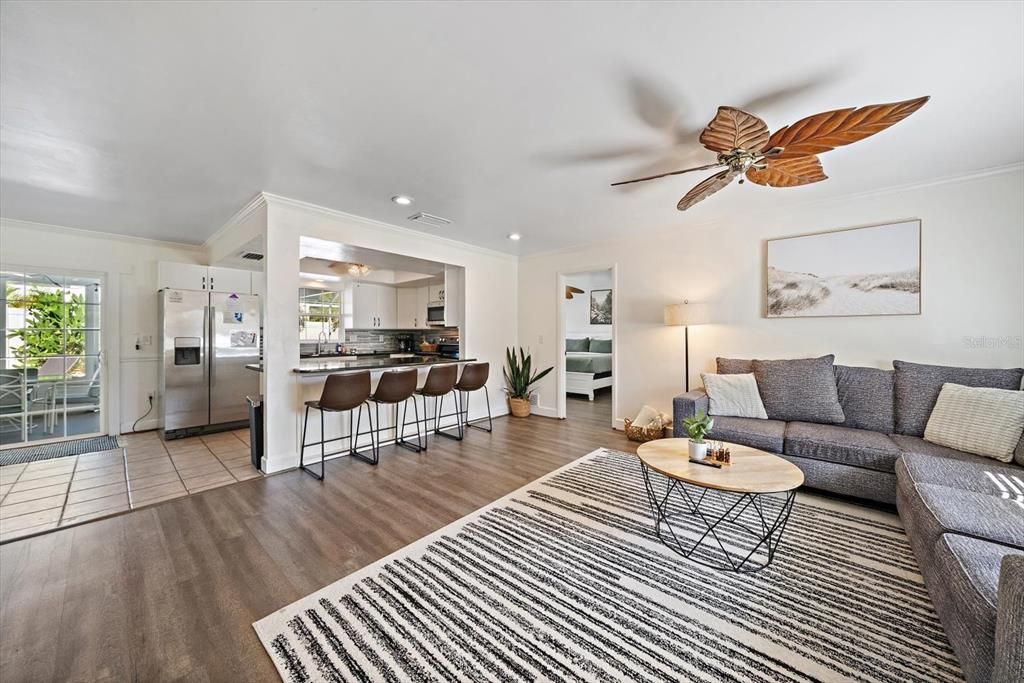 For Sale: $499,000 (3 beds, 2 baths, 1324 Square Feet)
