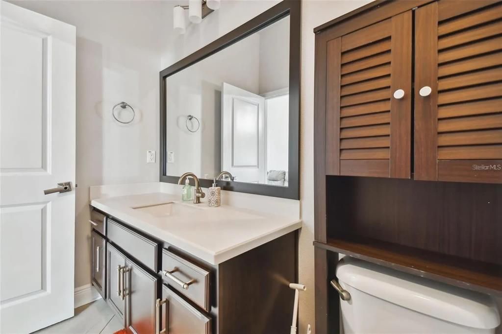 For Rent: $3,350 (3 beds, 2 baths, 2200 Square Feet)