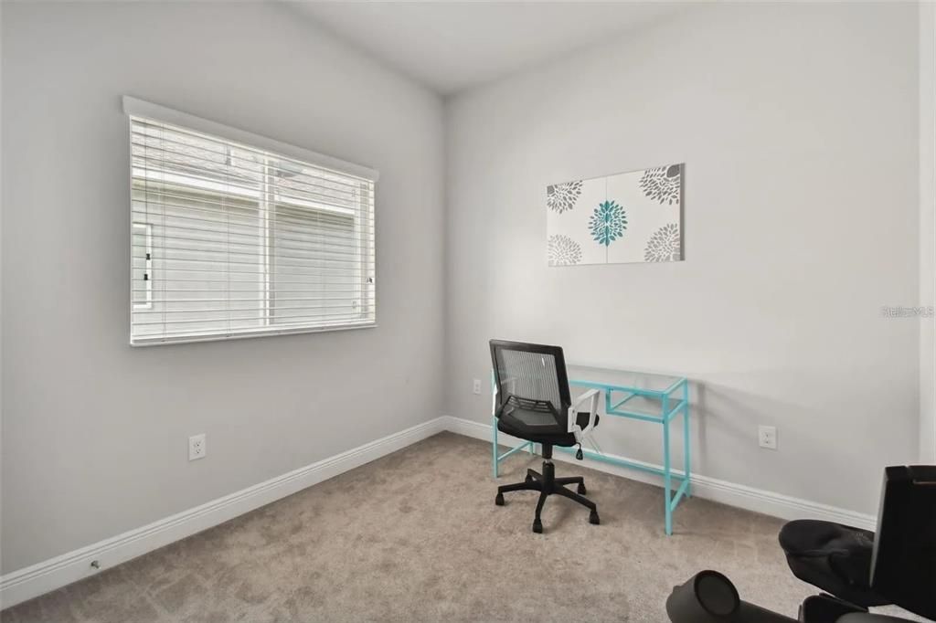 For Rent: $3,350 (3 beds, 2 baths, 2200 Square Feet)