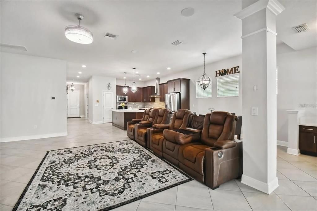 For Rent: $3,350 (3 beds, 2 baths, 2200 Square Feet)