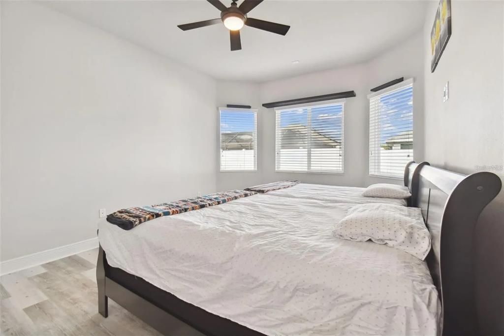 For Rent: $3,350 (3 beds, 2 baths, 2200 Square Feet)