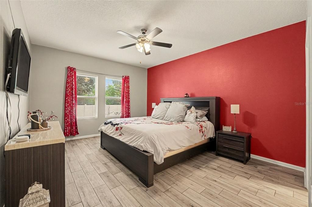 For Sale: $275,000 (3 beds, 2 baths, 1746 Square Feet)