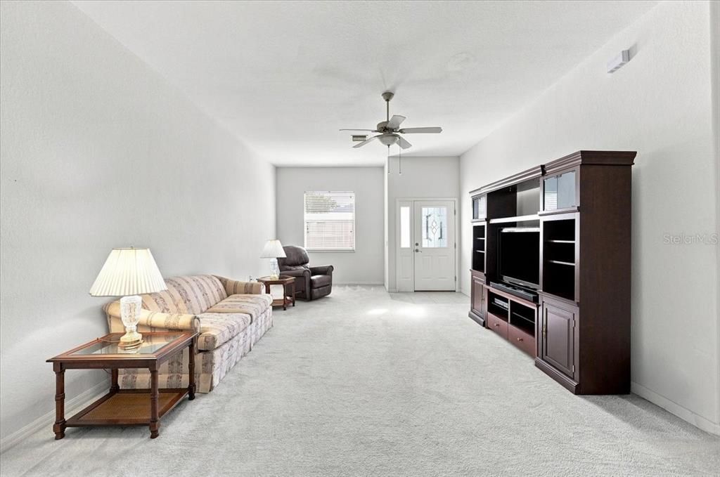En Venta: $375,000 (2 camas, 2 baños, 1660 Pies cuadrados)