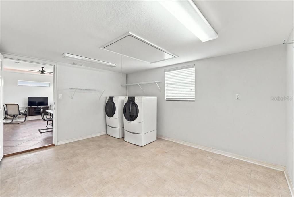 En Venta: $375,000 (2 camas, 2 baños, 1660 Pies cuadrados)