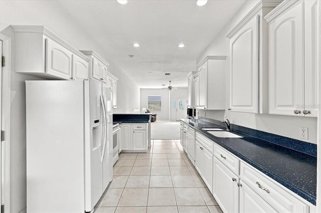 En Venta: $375,000 (2 camas, 2 baños, 1660 Pies cuadrados)