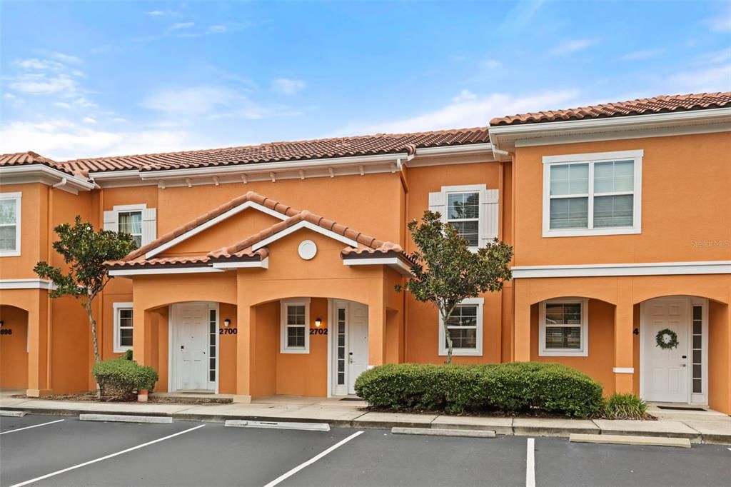 For Sale: $315,000 (2 beds, 2 baths, 1290 Square Feet)
