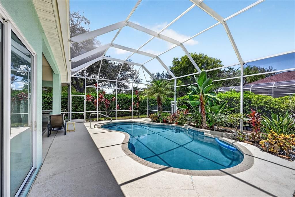 For Rent: $3,950 (4 beds, 3 baths, 2435 Square Feet)