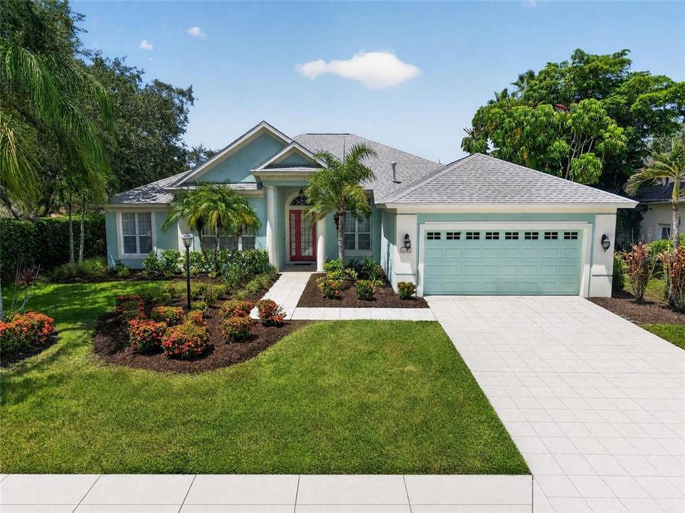 For Rent: $3,950 (4 beds, 3 baths, 2435 Square Feet)
