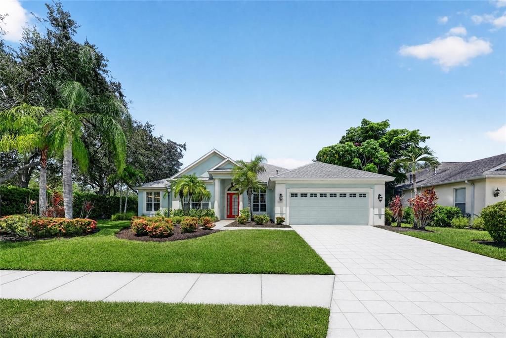 For Rent: $3,950 (4 beds, 3 baths, 2435 Square Feet)