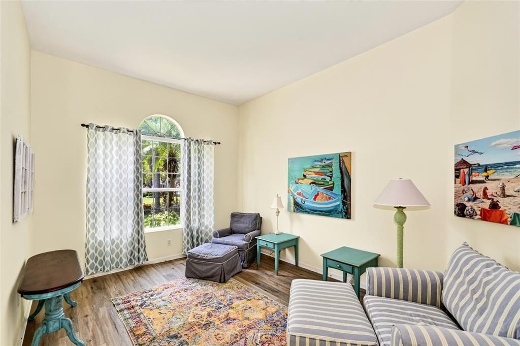 For Rent: $3,950 (4 beds, 3 baths, 2435 Square Feet)