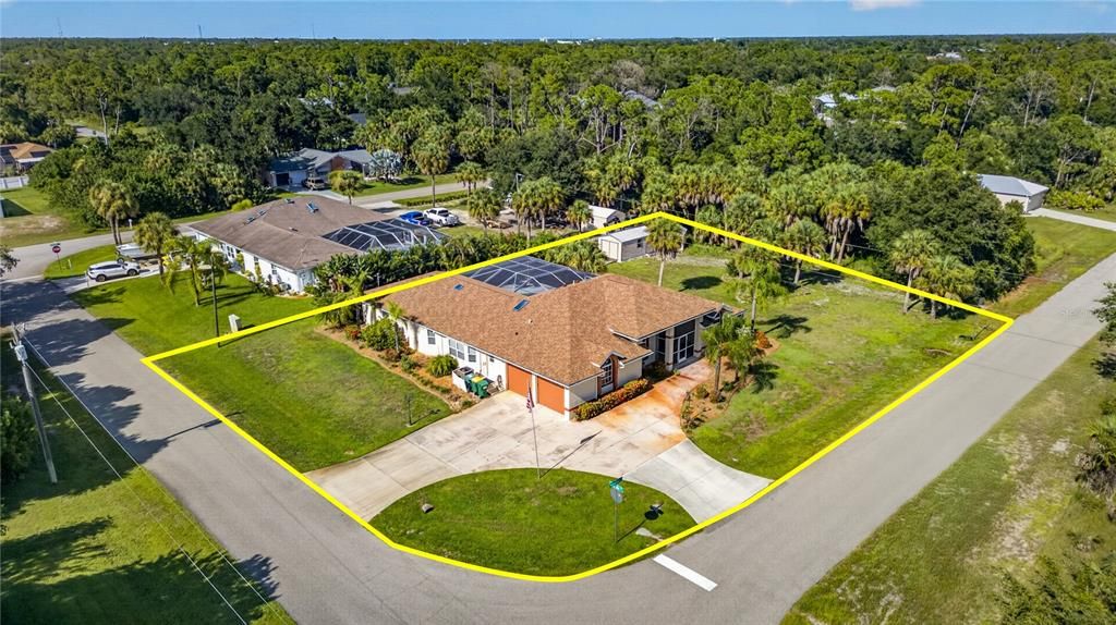 For Sale: $599,900 (5 beds, 2 baths, 2850 Square Feet)