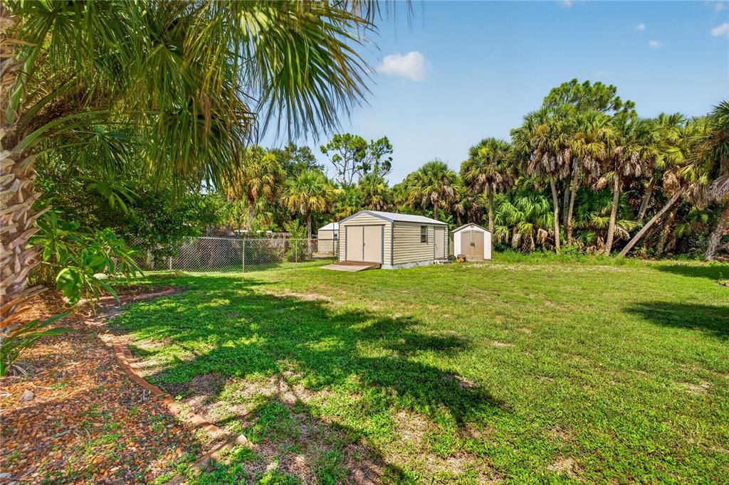 For Sale: $599,900 (5 beds, 2 baths, 2850 Square Feet)