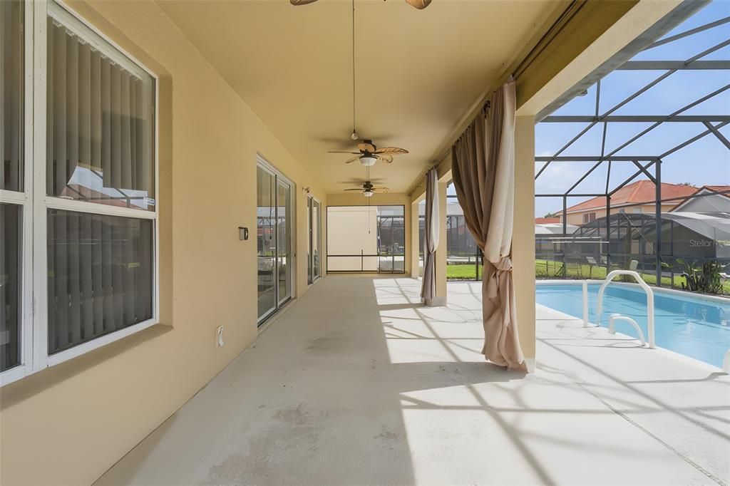 For Sale: $475,000 (6 beds, 5 baths, 2771 Square Feet)