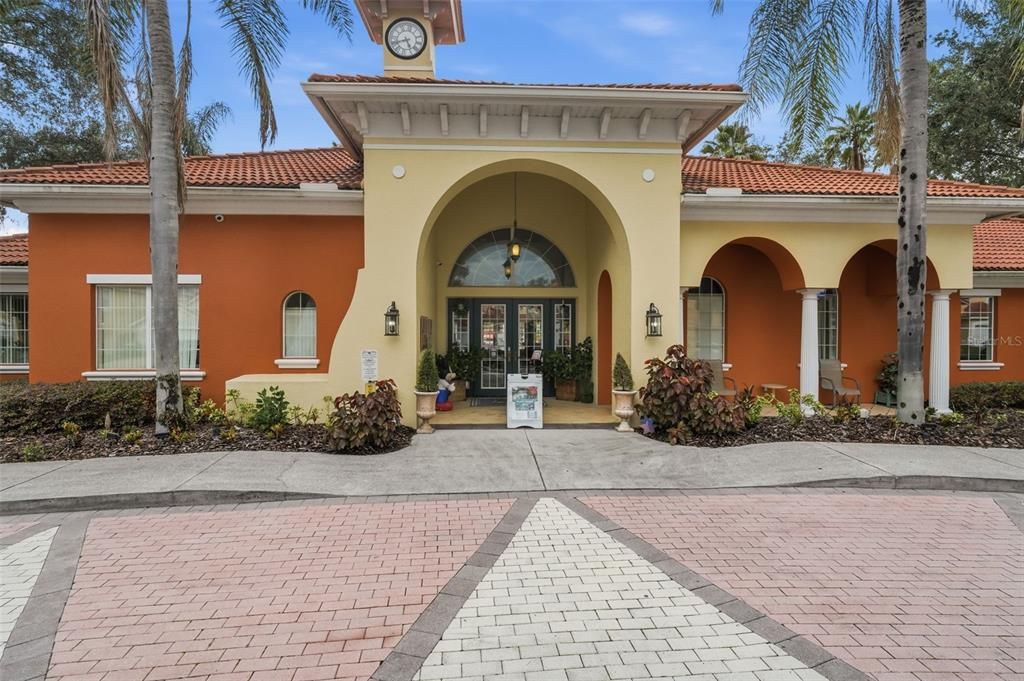 For Sale: $475,000 (6 beds, 5 baths, 2771 Square Feet)