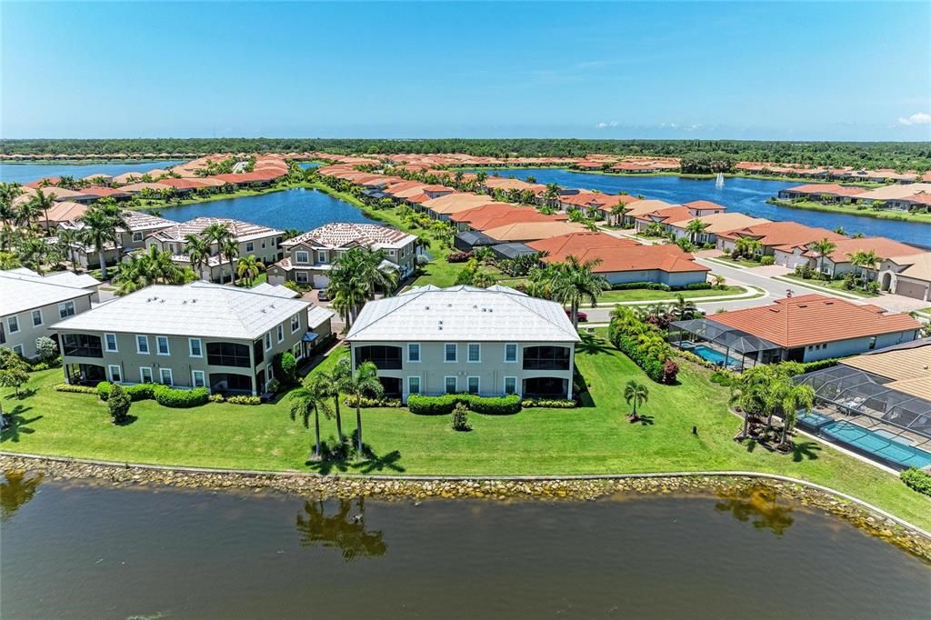 For Sale: $349,900 (3 beds, 2 baths, 1661 Square Feet)