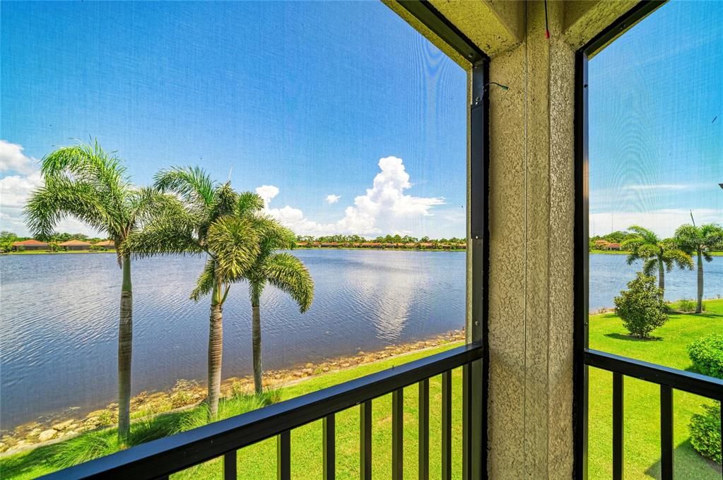 For Sale: $349,900 (3 beds, 2 baths, 1661 Square Feet)