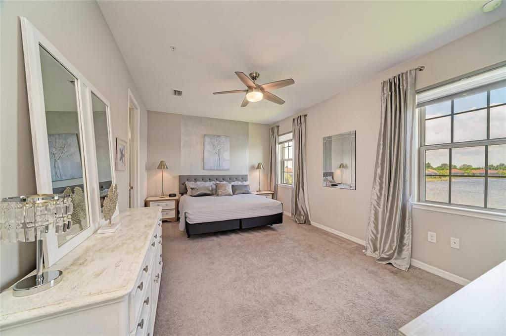 For Sale: $349,900 (3 beds, 2 baths, 1661 Square Feet)