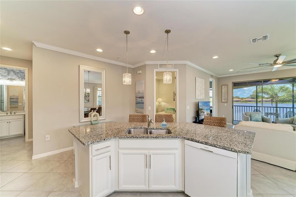 For Sale: $349,900 (3 beds, 2 baths, 1661 Square Feet)