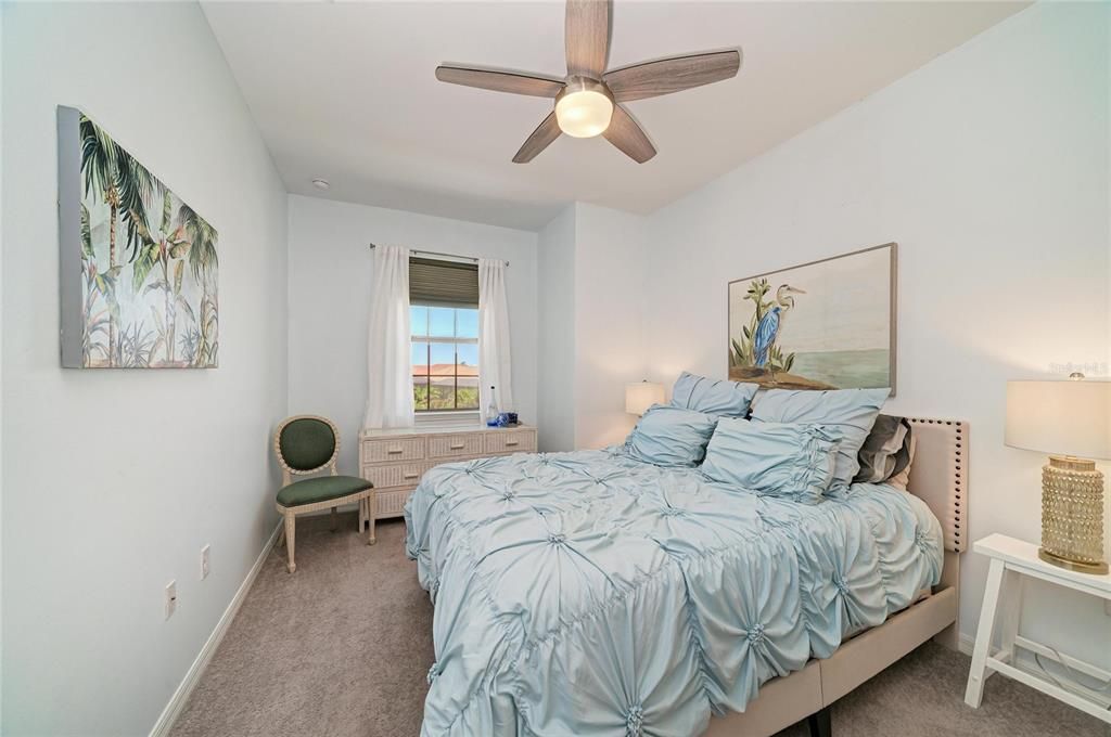 For Sale: $349,900 (3 beds, 2 baths, 1661 Square Feet)