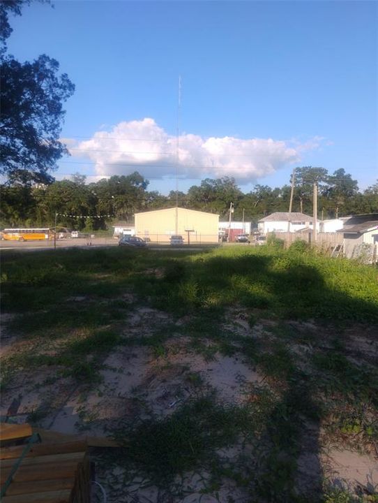 待售: $45,999 (0.32 acres)