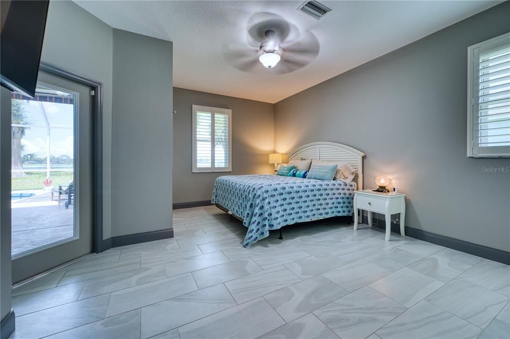 Active With Contract: $489,900 (3 beds, 2 baths, 2190 Square Feet)
