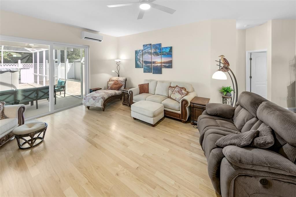 For Sale: $724,900 (3 beds, 2 baths, 1792 Square Feet)