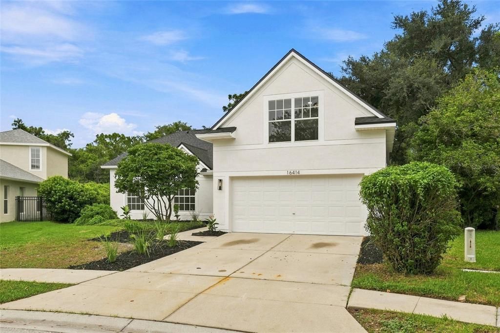 En Venta: $574,999 (4 camas, 2 baños, 2108 Pies cuadrados)