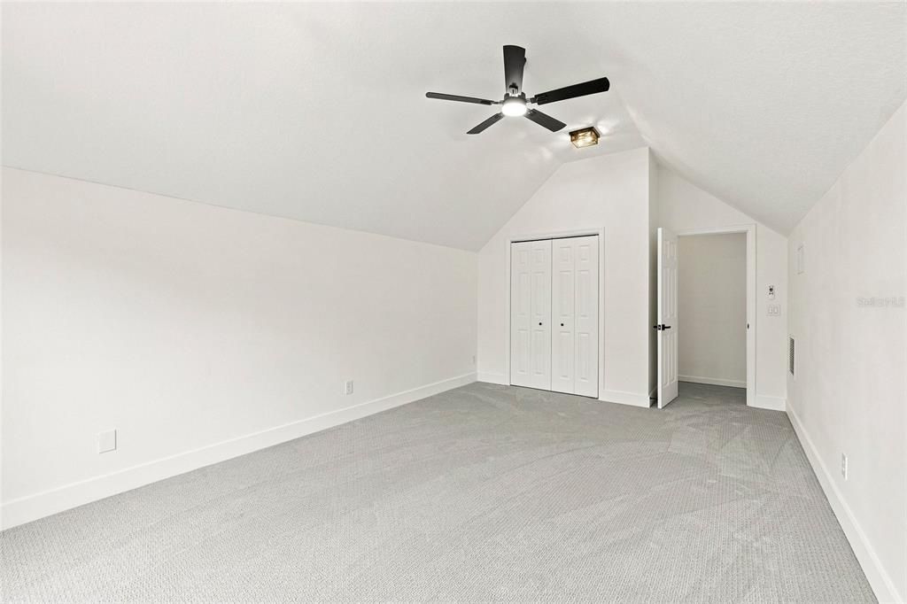 En Venta: $574,999 (4 camas, 2 baños, 2108 Pies cuadrados)