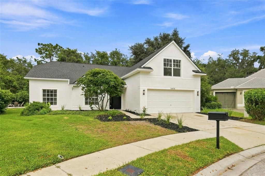 En Venta: $574,999 (4 camas, 2 baños, 2108 Pies cuadrados)